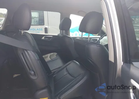 2015 Nissan Pathfinder Platinum/S/Sl/Sv from USA, damaged, VIN 5N1AR2MM8FC682471